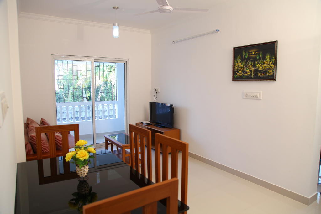 Phils' Residency & Banquets Hotel Kochi Eksteriør billede