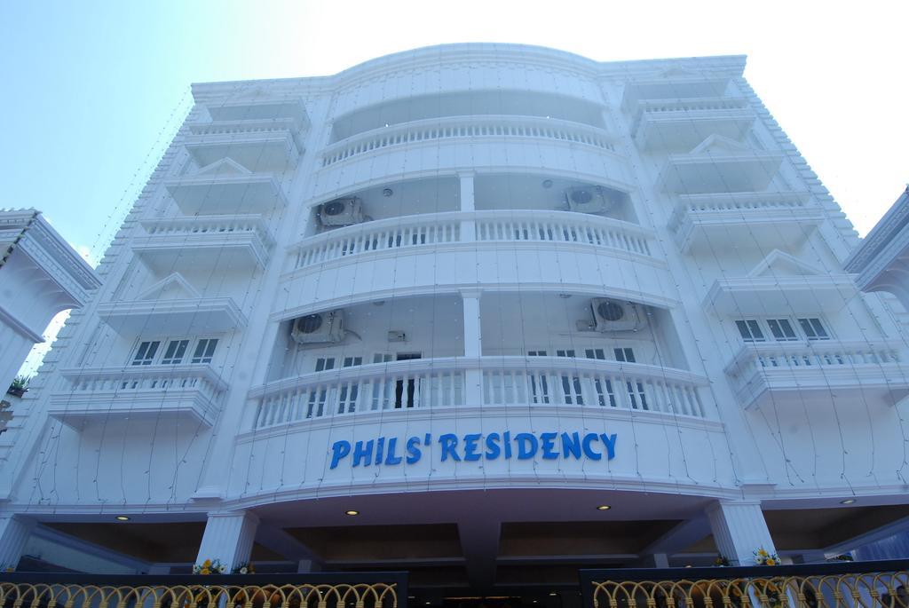 Phils' Residency & Banquets Hotel Kochi Eksteriør billede