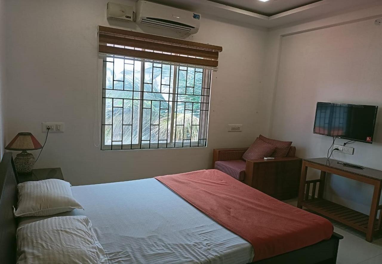 Phils' Residency & Banquets Hotel Kochi Eksteriør billede