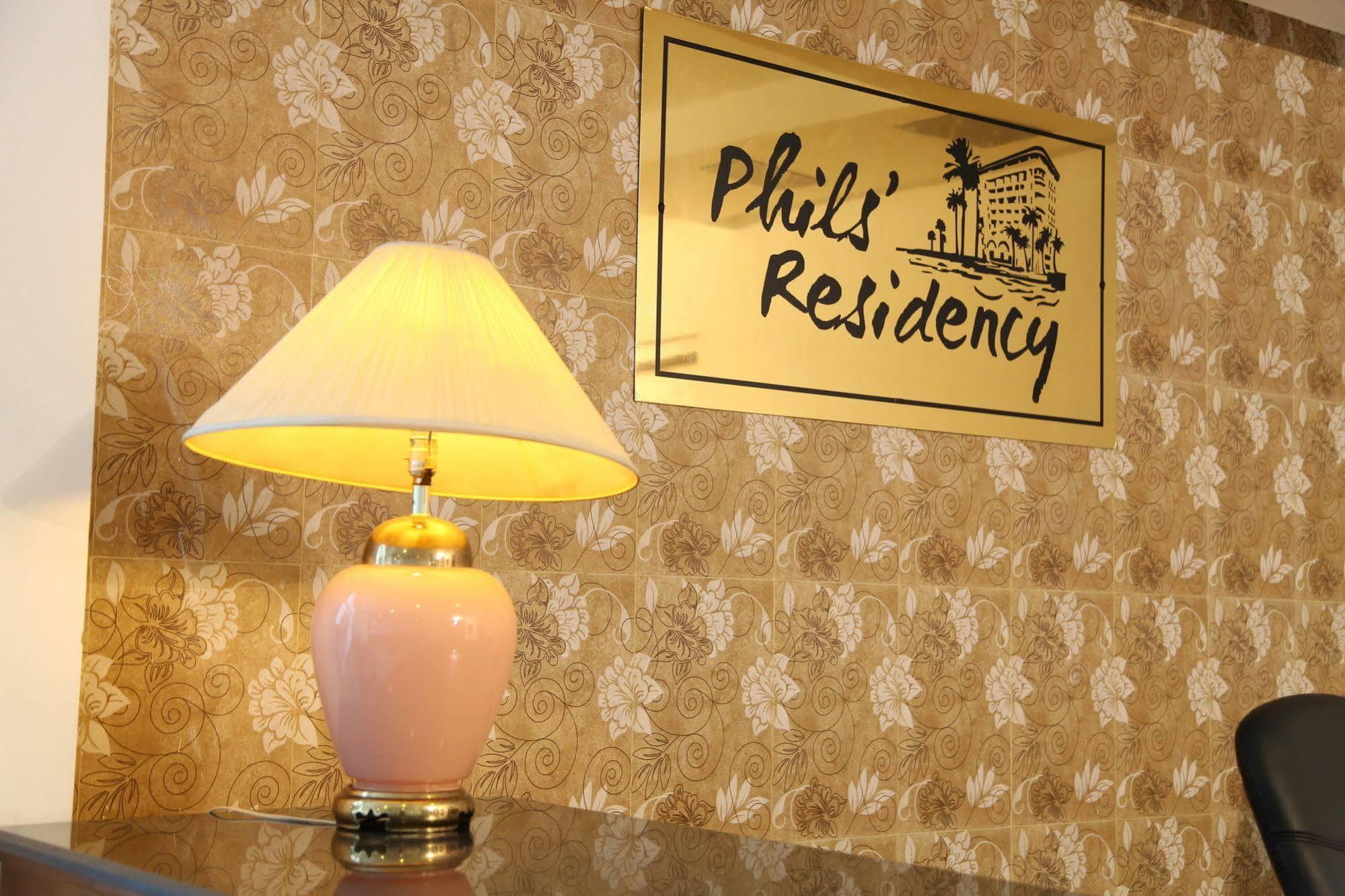 Phils' Residency & Banquets Hotel Kochi Eksteriør billede